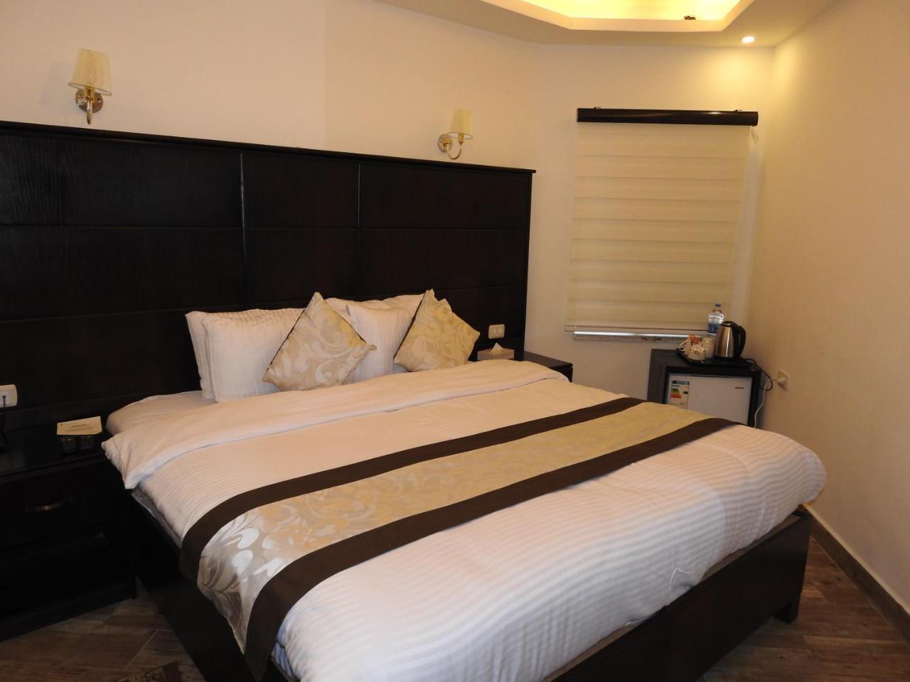 London Bridge Hotel Amman Zewnętrze zdjęcie